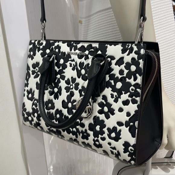Michael Kors Sheila Medium Sequined Floral Print CZ Satchel
Black 
NWT - Picture 8 of 16